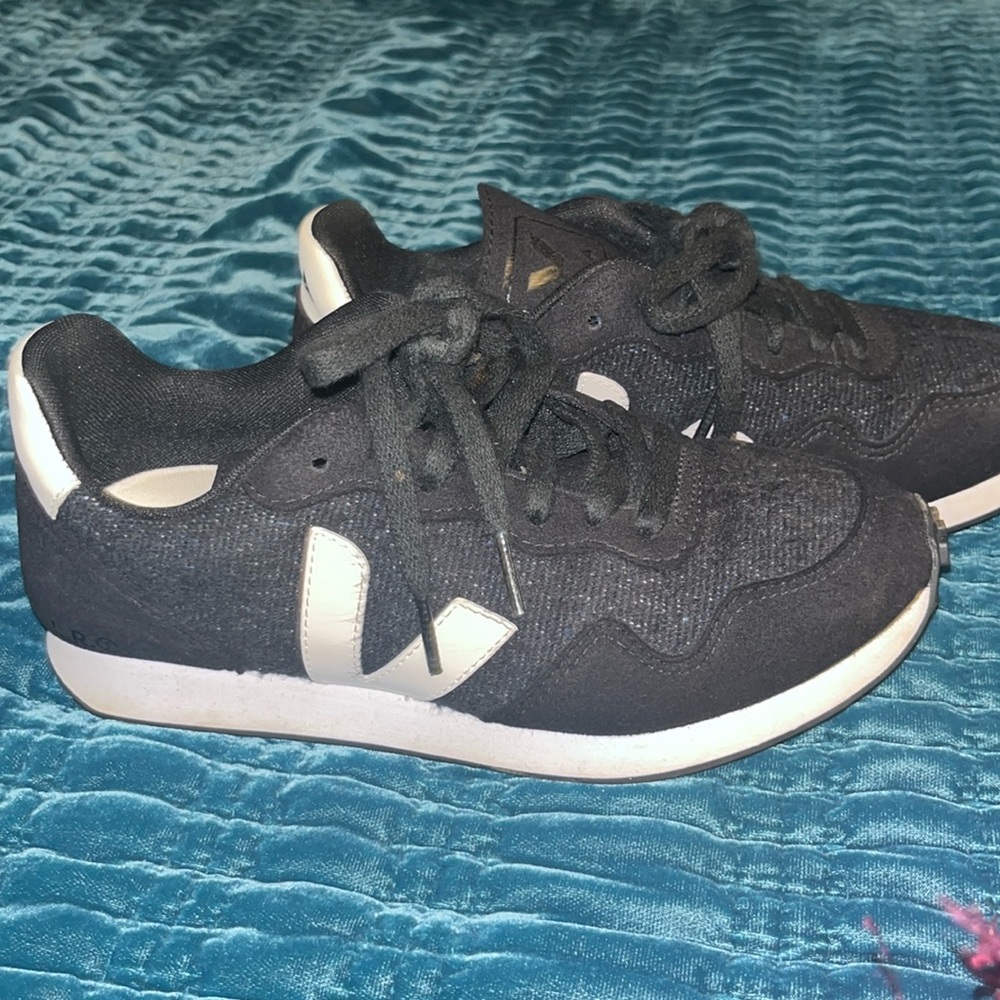 Veja SDU FLANNEL DARK WHITE